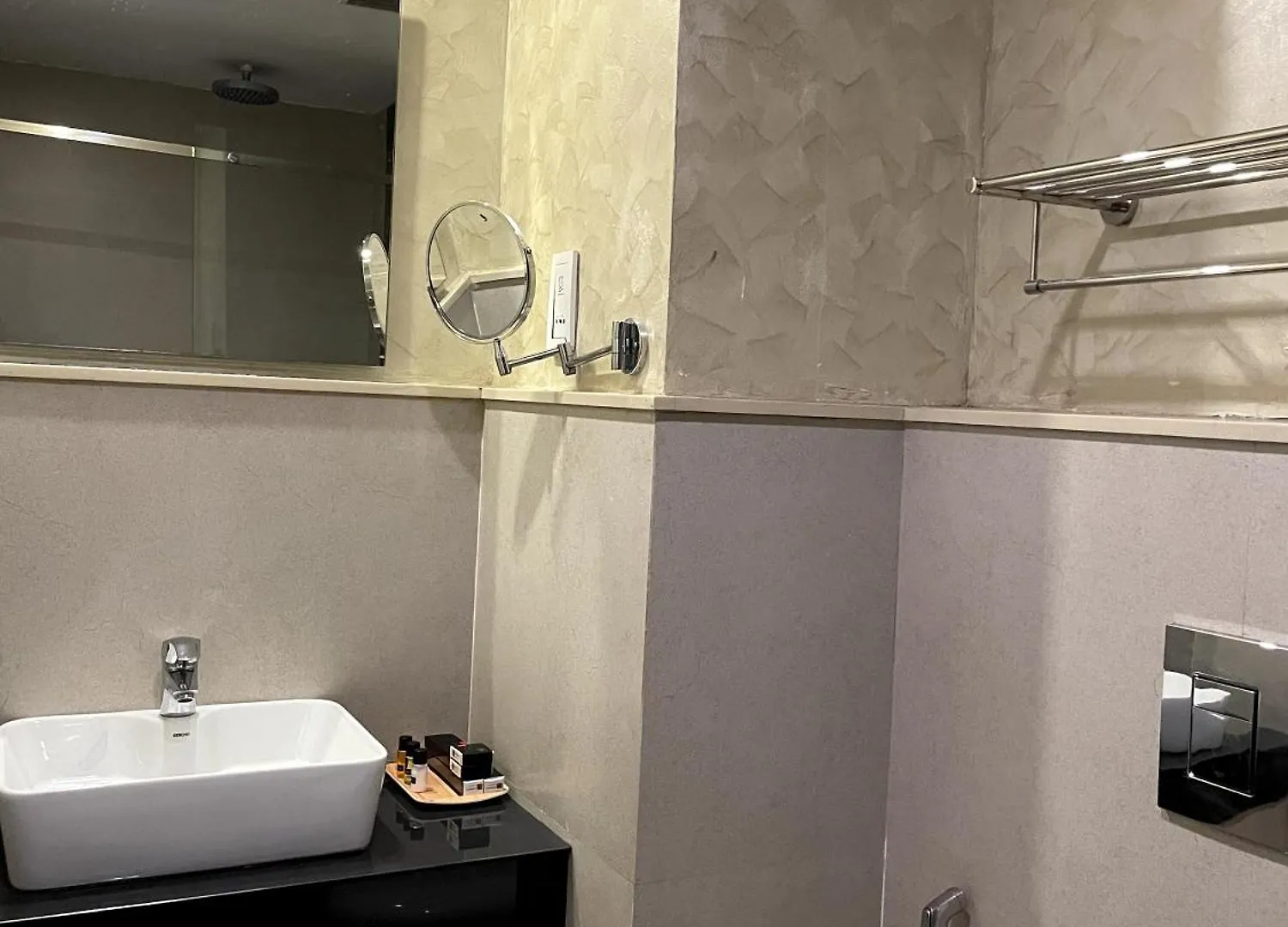 Hotel Indriya Wayanad Kalpatta