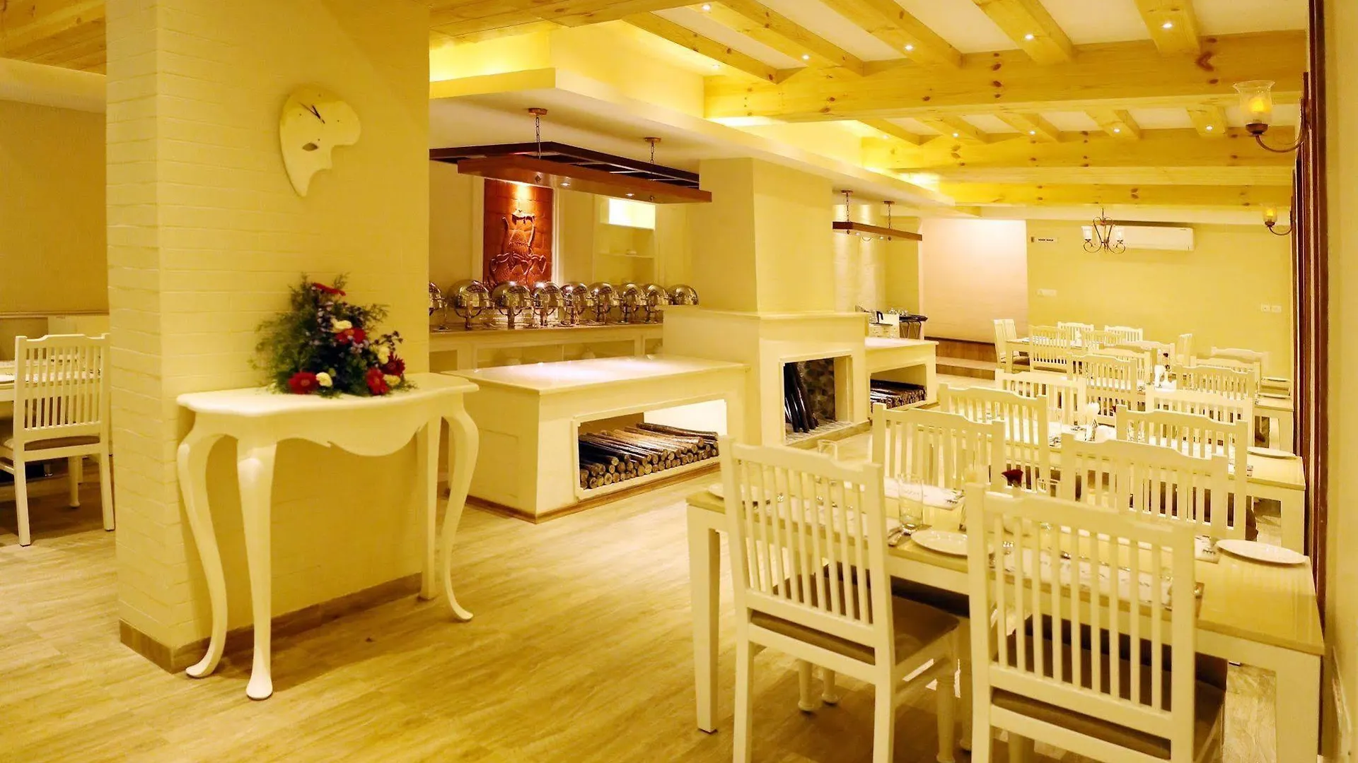 Hotel Indriya Wayanad Kalpatta