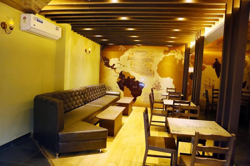 Hotel Indriya Wayanad Kalpetta 4*,